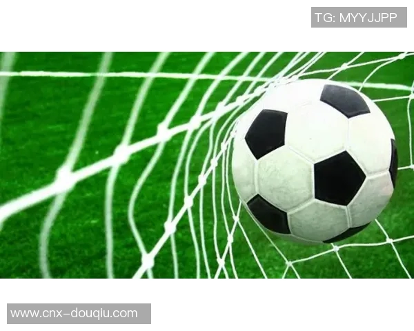 足球视频裁判技术革新助力比赛公平性提升与争议判罚解决新思路